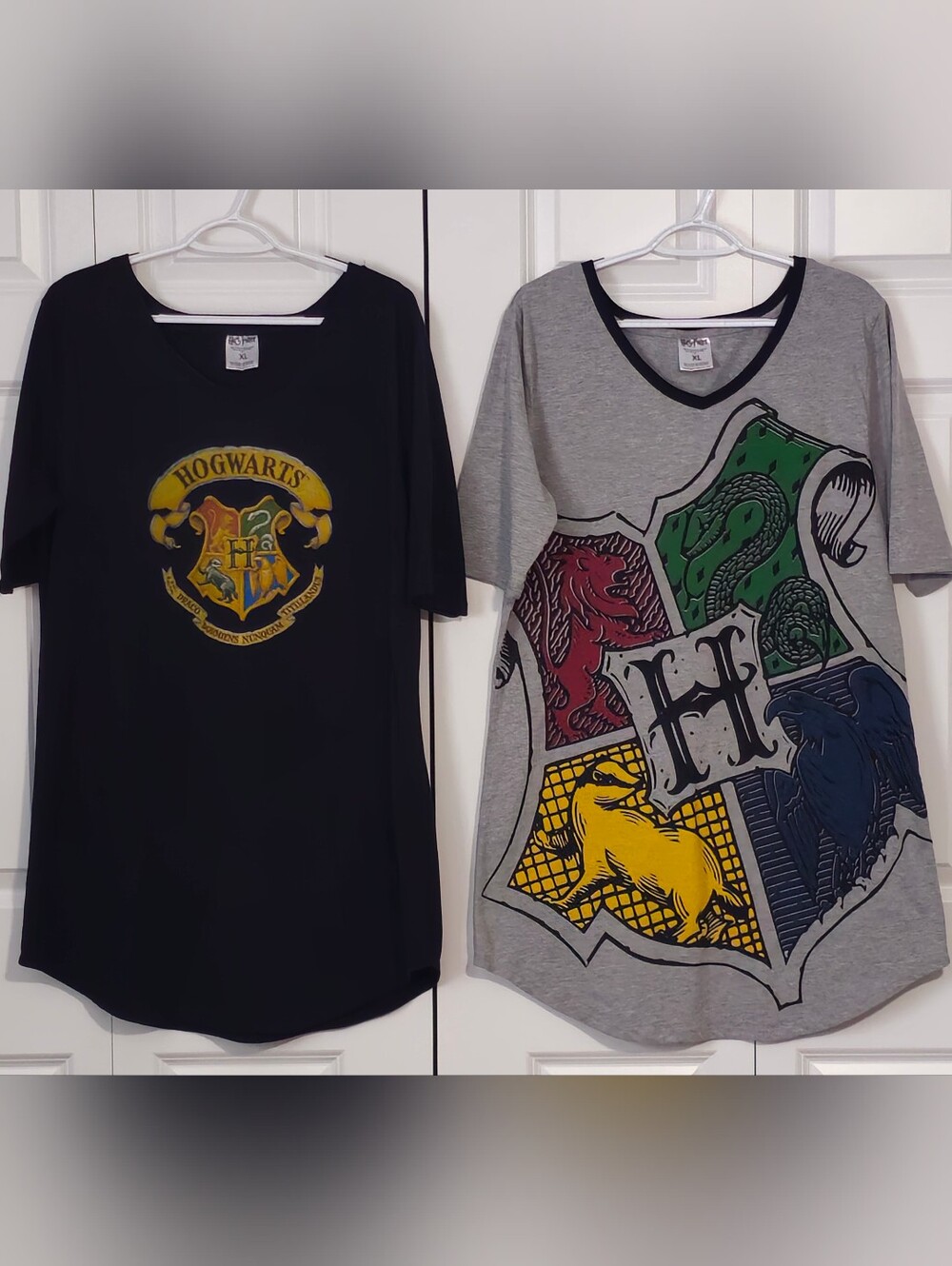 *Harry Potter Hogwarts Crest Pajamas-Set Of Two*
